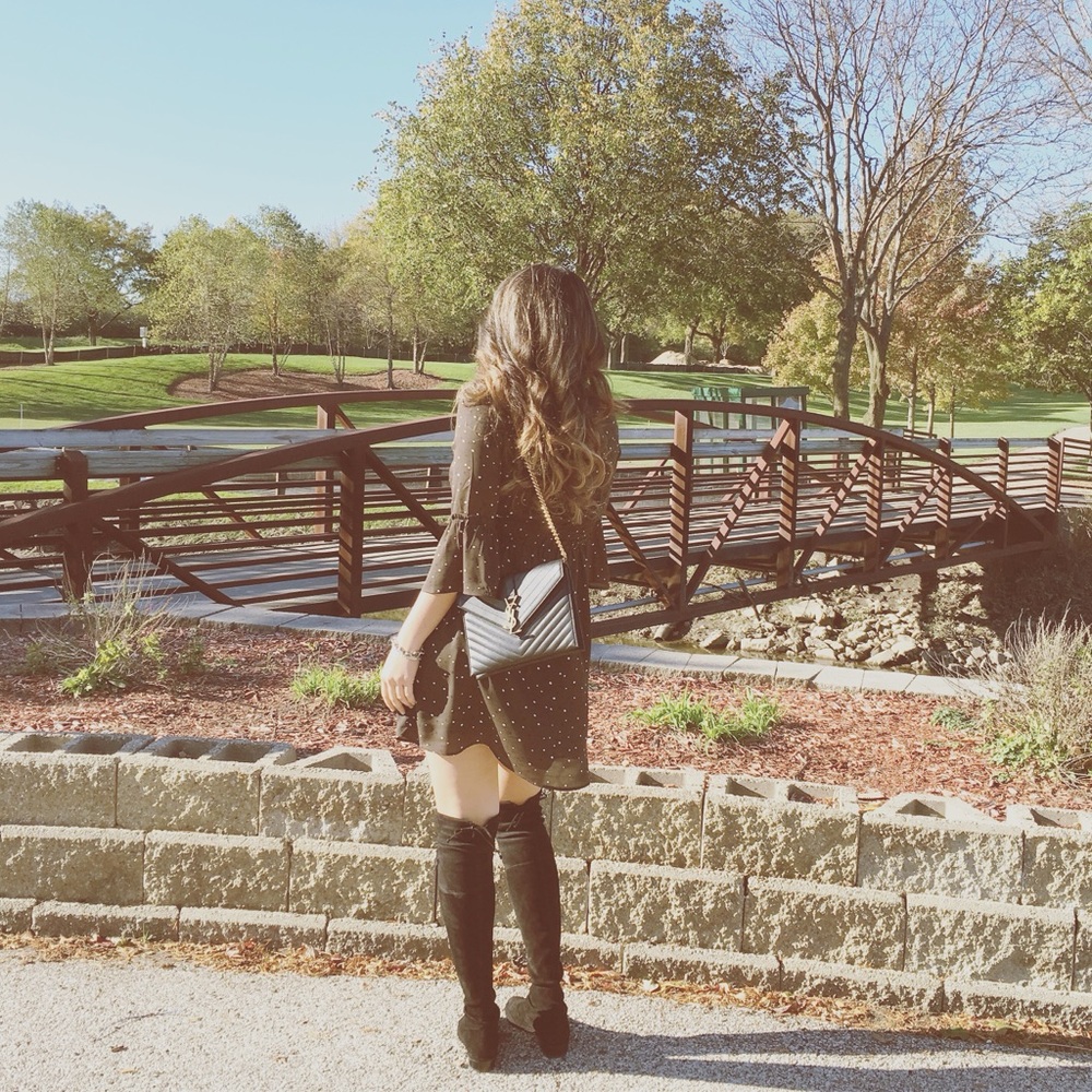 Meet your Posher, Elena